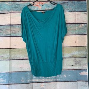 Cute turquoise flowy top (size xl)